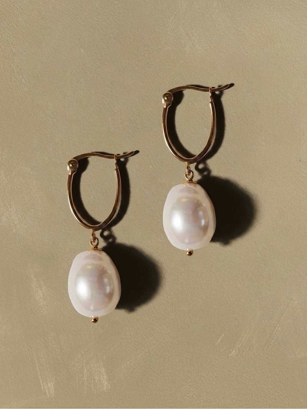 Quince Freshwater Cultured Pearl Hoops - like new